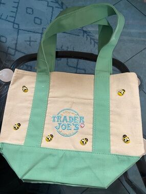 Trader Joe's  Mini Tote Bag 🐝 🐝